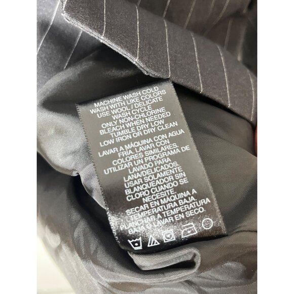 Norma Kamali Gray Pinstripe Business Blazer Pockets LIghtweight Size 12 - Picture 6 of 9